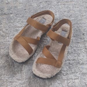 NWT Everlane Teddy Sandals Size 6